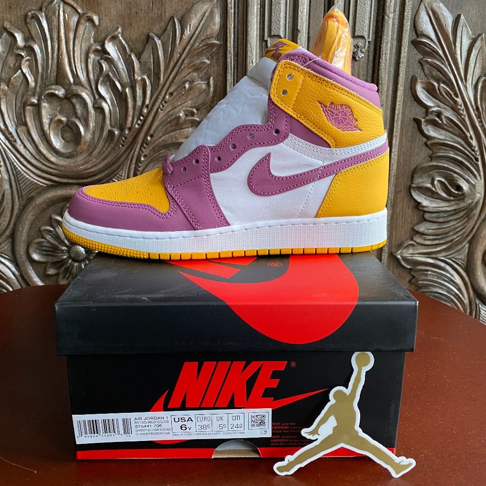 Nike Air Jordan 1 High OG "Brotherhood" (GS) - Youth 6/Women's 7.5/Men's 6